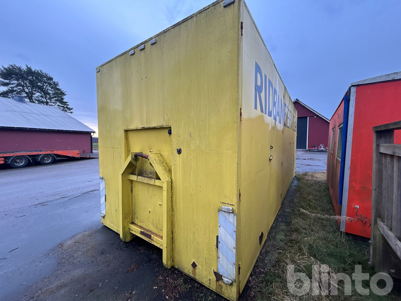 Okänt 50m2 - Container abroll: Foto 4 Okänt 50m2 - Container abroll: Foto 4