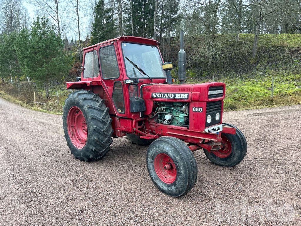 VOLVO-BM T 650 - Tractor agricol: Foto 3 VOLVO-BM T 650 - Tractor agricol: Foto 3