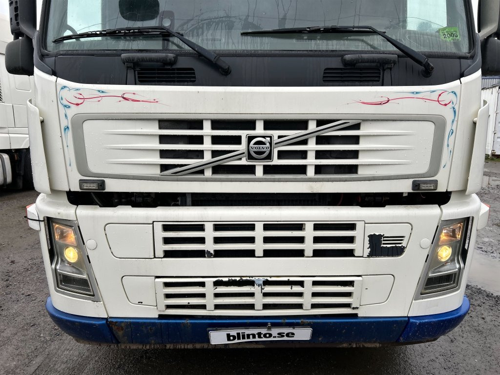 VOLVO FM 400 6X2 - Camion cu cârlig: Foto 3 VOLVO FM 400 6X2 - Camion cu cârlig: Foto 3