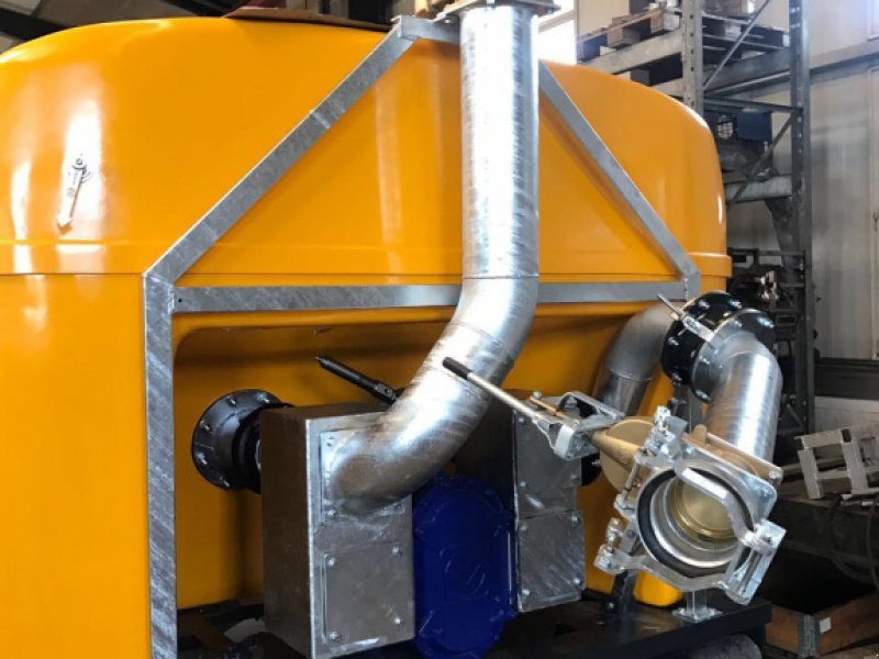 Trenttank GFK - Container abroll: Foto 3 Trenttank GFK - Container abroll: Foto 3