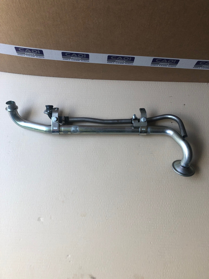 TUBO ASPIRAZIONE OLIO MAN 51057035773 - Motor şi piese pentru Camion: Foto 3 TUBO ASPIRAZIONE OLIO MAN 51057035773 - Motor şi piese pentru Camion: Foto 3