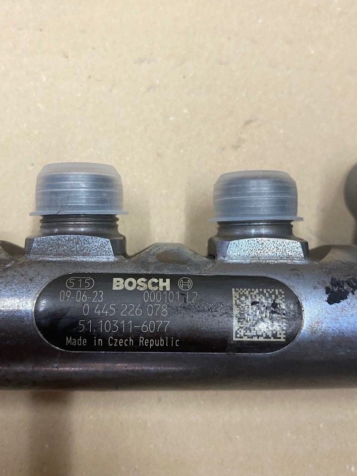 TUBO PRESSIONE COMMON-RAIL - RIF. BOSCH 0445226078 - RIF. MAN 51103116077 - Sistem de alimentare combustibil pentru Camion: Foto 3 TUBO PRESSIONE COMMON-RAIL - RIF. BOSCH 0445226078 - RIF. MAN 51103116077 - Sistem de alimentare combustibil pentru Camion: Foto 3