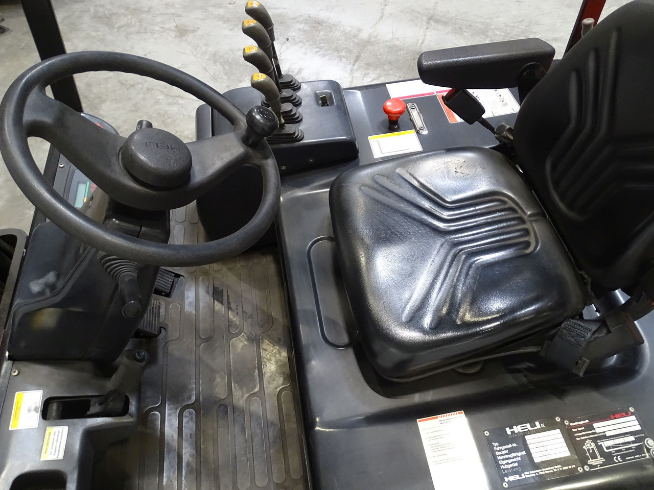 Heli CPD35G1 - Electrostivuitor: Foto 3 Heli CPD35G1 - Electrostivuitor: Foto 3