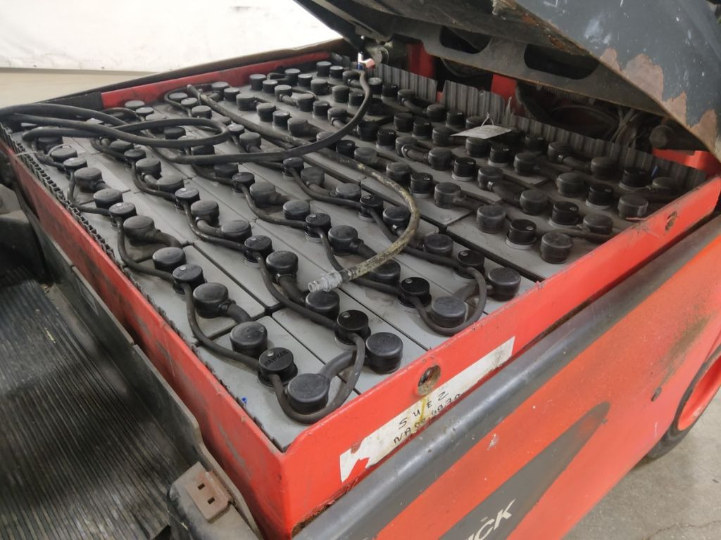 Linde E30L-01 - Electrostivuitor: Foto 4 Linde E30L-01 - Electrostivuitor: Foto 4