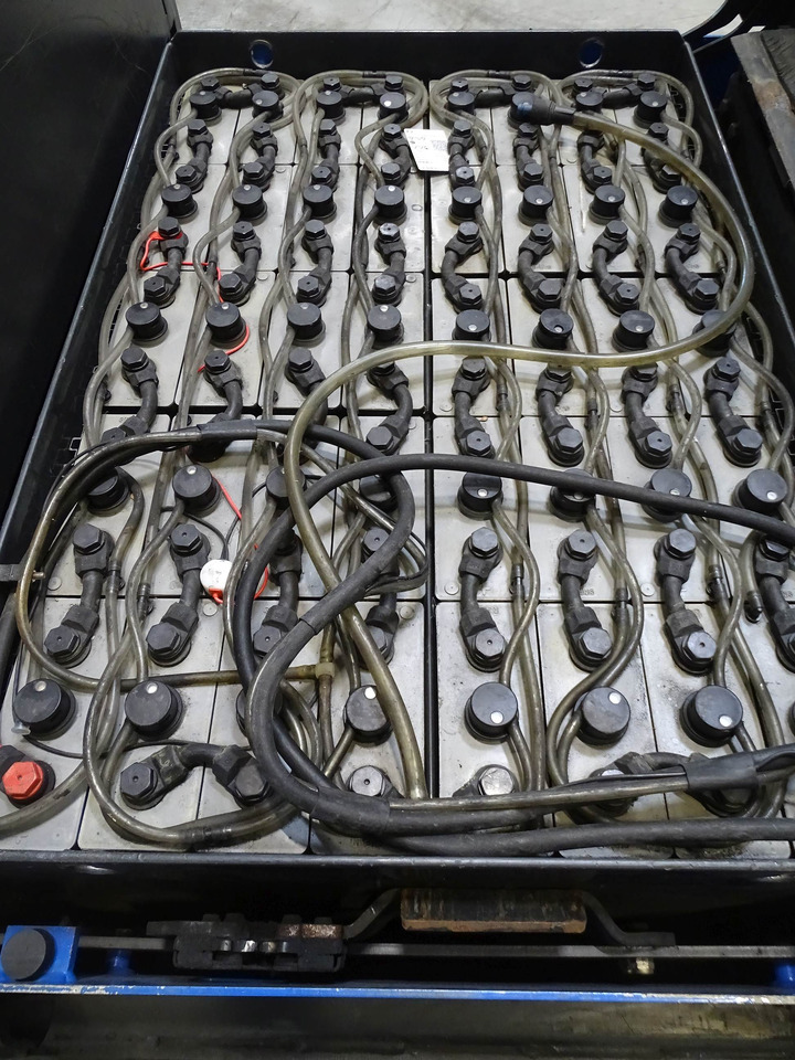 Linde P250 - Tractor electric: Foto 4 Linde P250 - Tractor electric: Foto 4