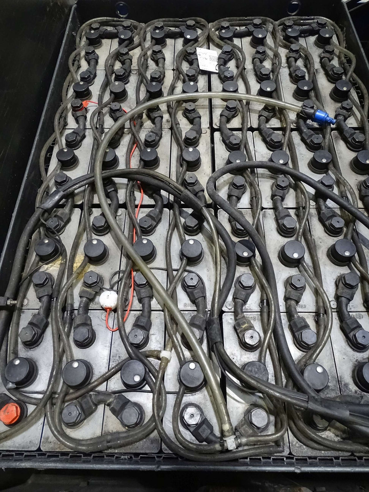 Linde P250 - Tractor electric: Foto 4 Linde P250 - Tractor electric: Foto 4