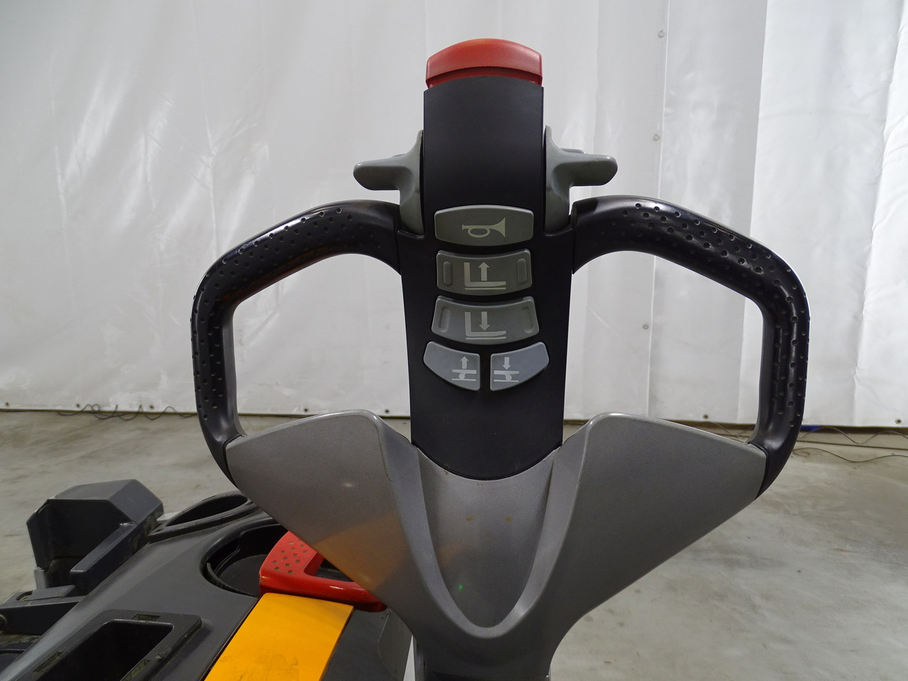 Still EXU-H18 - Transpalet la mare înălţime: Foto 3 Still EXU-H18 - Transpalet la mare înălţime: Foto 3