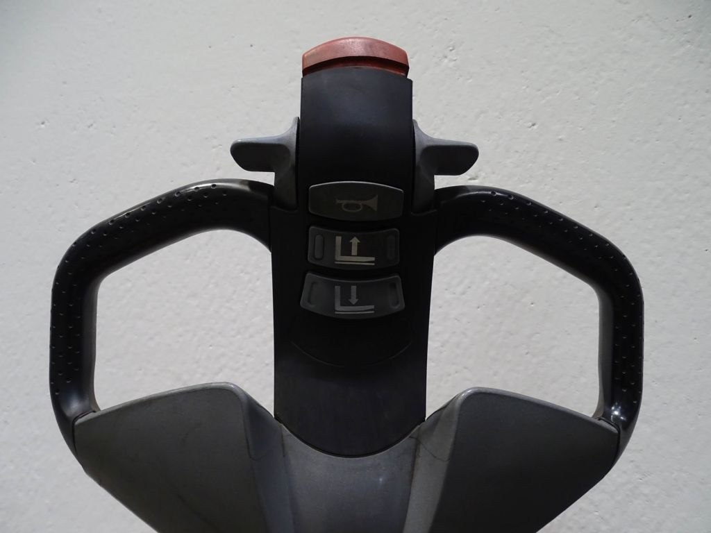 Still EXV14 - Transpalet la mare înălţime: Foto 3 Still EXV14 - Transpalet la mare înălţime: Foto 3