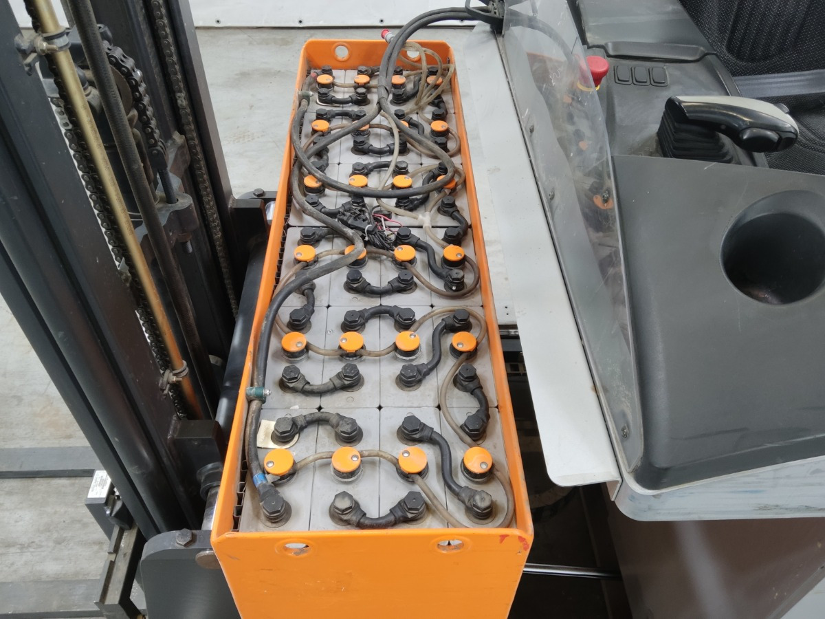 Still FM-X10 - Stivuitor cu catarg retractabil: Foto 4 Still FM-X10 - Stivuitor cu catarg retractabil: Foto 4