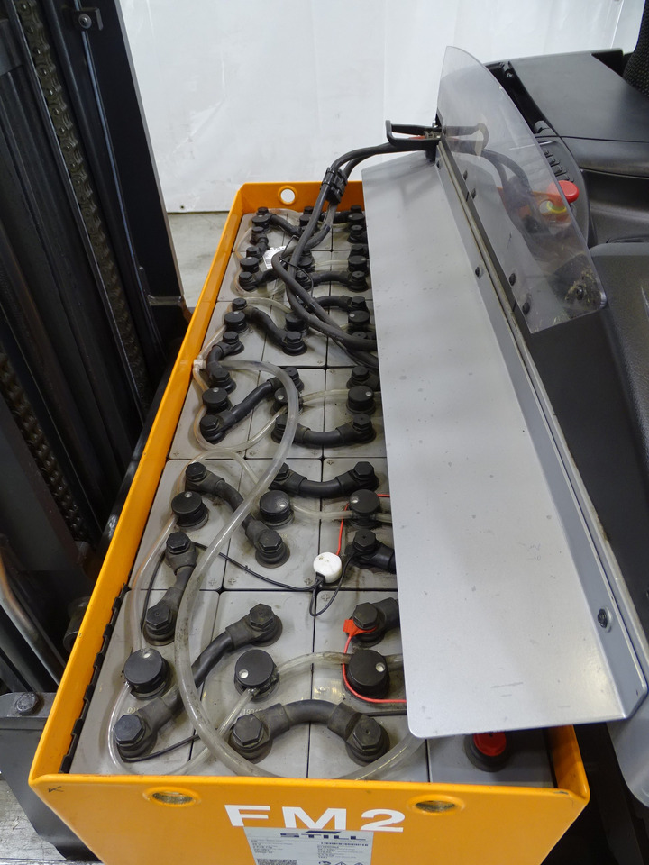 Still FM-X14 - Stivuitor cu catarg retractabil: Foto 4 Still FM-X14 - Stivuitor cu catarg retractabil: Foto 4