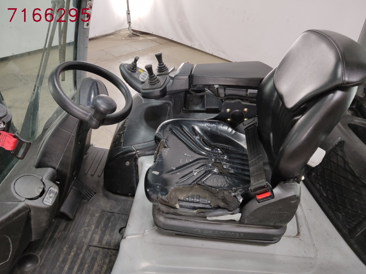 Still RX60-25 - Electrostivuitor: Foto 3 Still RX60-25 - Electrostivuitor: Foto 3