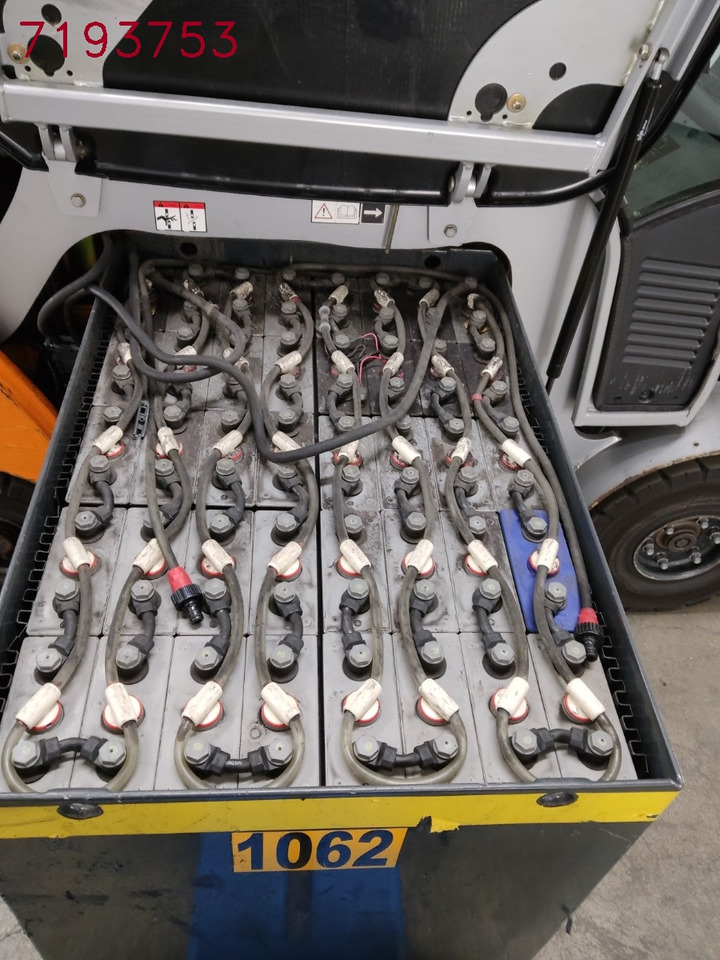 Still RX60-25 - Electrostivuitor: Foto 4 Still RX60-25 - Electrostivuitor: Foto 4