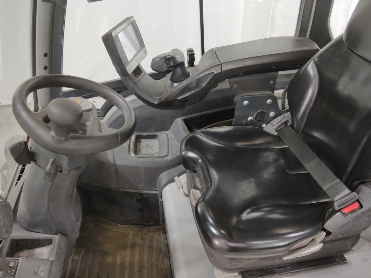 Still RX60-50 - Electrostivuitor: Foto 3 Still RX60-50 - Electrostivuitor: Foto 3