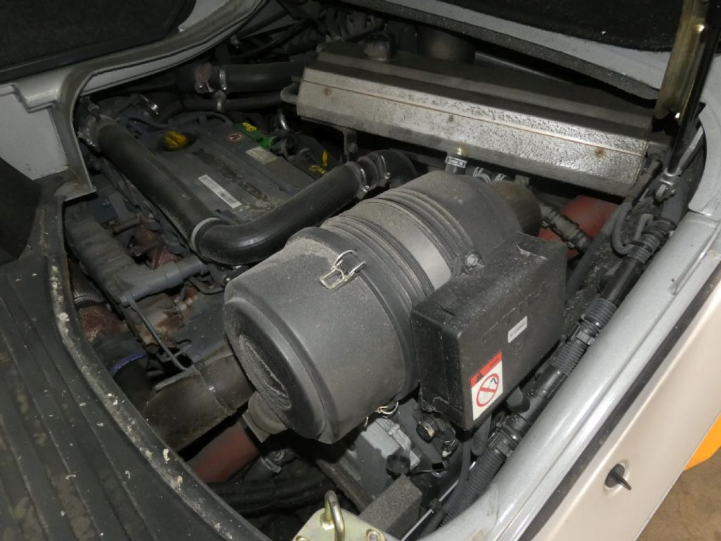 Still RX70-80/900 - Stivuitor diesel: Foto 4 Still RX70-80/900 - Stivuitor diesel: Foto 4