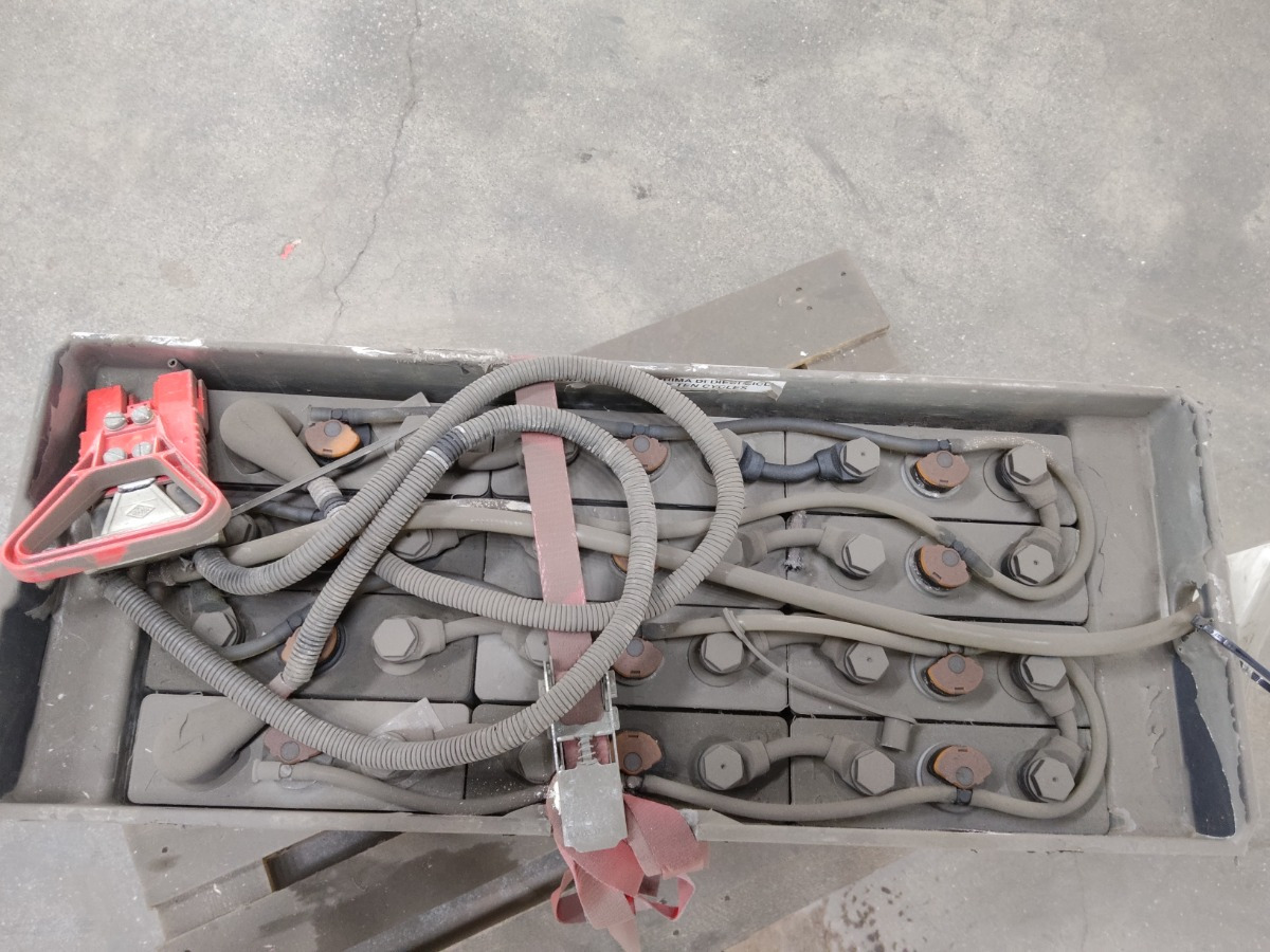 Weitere 24V - Acumulator pentru Stivuitor: Foto 3 Weitere 24V - Acumulator pentru Stivuitor: Foto 3