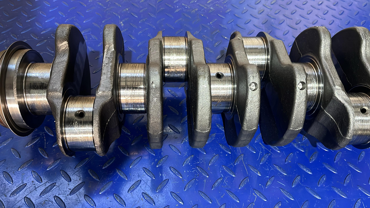 John Deere VIBROCHEN JOHN DEERE RE4045 - Arbore cotit: Foto 2 John Deere VIBROCHEN JOHN DEERE RE4045 - Arbore cotit: Foto 2