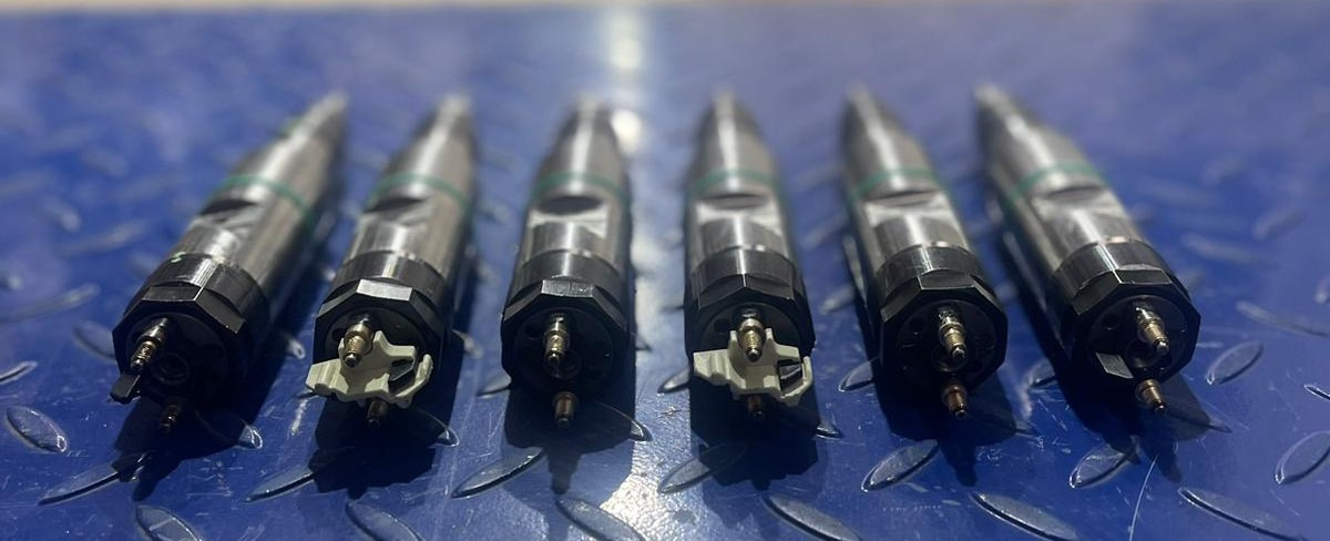 LIEBHERR Injector 600D1 10138687 - Injector pentru Utilaje constructii: Foto 3 LIEBHERR Injector 600D1 10138687 - Injector pentru Utilaje constructii: Foto 3