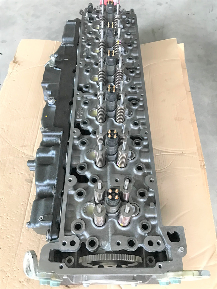 MERCEDES-BENZ Cylinderhead Actros MP4 Antos Arocs A4710107520 - Chiulasă pentru Camion: Foto 3 MERCEDES-BENZ Cylinderhead Actros MP4 Antos Arocs A4710107520 - Chiulasă pentru Camion: Foto 3