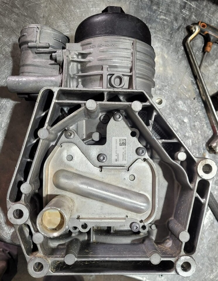 Mercedes Actros Fuel Filter Housing A4710909352 - Filtru de combustibil pentru Camion: Foto 3 Mercedes Actros Fuel Filter Housing A4710909352 - Filtru de combustibil pentru Camion: Foto 3