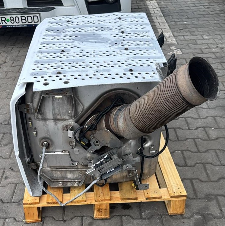 Mercedes Exhaust Euro 5 EEW OM471 12.8L A0054904512 - Piesă de schimb: Foto 2 Mercedes Exhaust Euro 5 EEW OM471 12.8L A0054904512 - Piesă de schimb: Foto 2