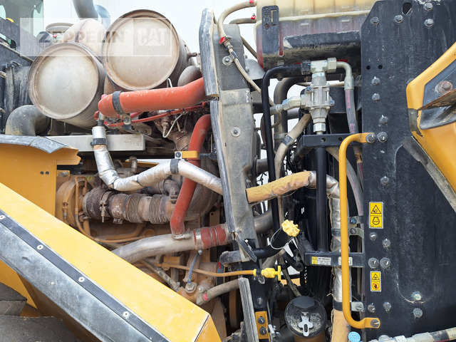 Încărcător frontal pe pneuri Cat 972MXE: Foto 23
