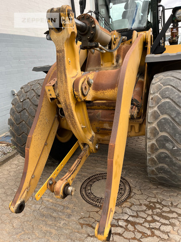 Încărcător frontal pe pneuri Cat 972MXE: Foto 9