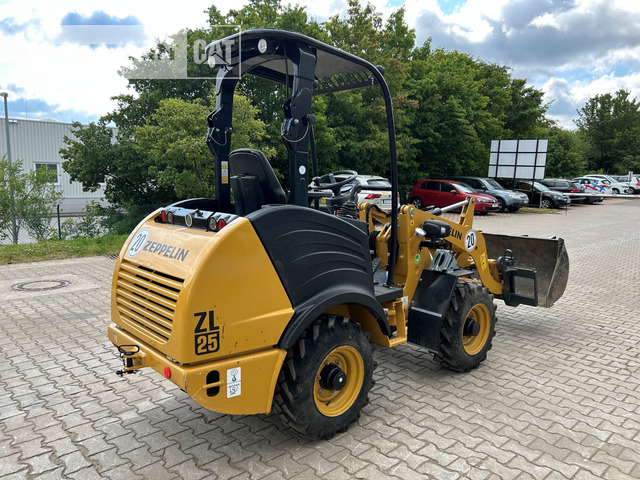 Zeppelin ZL25 - Încărcător frontal pe pneuri: Foto 4 Zeppelin ZL25 - Încărcător frontal pe pneuri: Foto 4