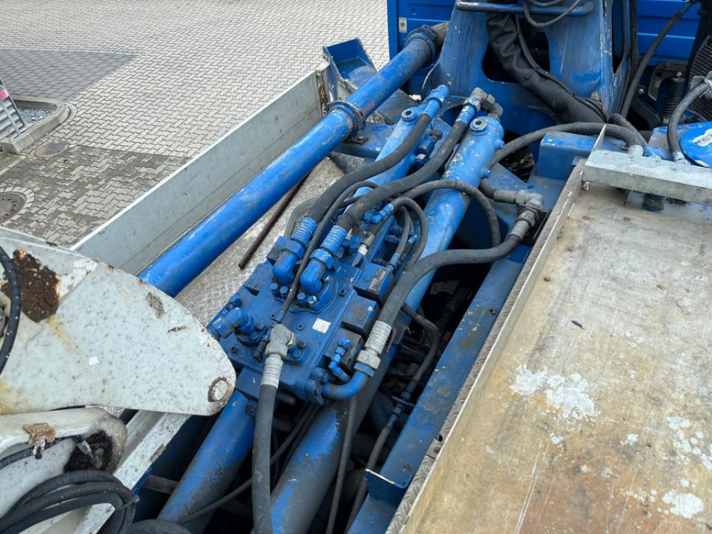 MERCEDES-BENZ Actros 2632 6x4 Betonpumpe Schwing 24m - Autopompă de beton: Foto 5 MERCEDES-BENZ Actros 2632 6x4 Betonpumpe Schwing 24m - Autopompă de beton: Foto 5