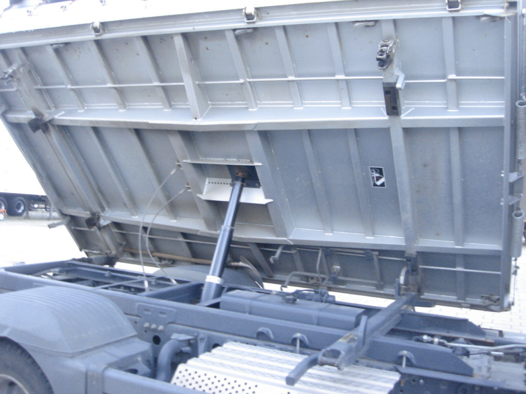 MERCEDES-BENZ Atego 923 K 2-Achs Kipper - Autoutilitară basculantă: Foto 5 MERCEDES-BENZ Atego 923 K 2-Achs Kipper - Autoutilitară basculantă: Foto 5