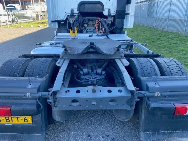 Mercedes-Benz Actros 1840 stream space cabine met spoilers fenders en zonneklep, apk gekeurd. - Cap tractor: Foto 5 Mercedes-Benz Actros 1840 stream space cabine met spoilers fenders en zonneklep, apk gekeurd. - Cap tractor: Foto 5