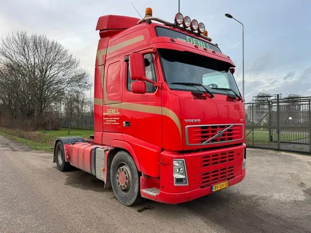 Volvo FH 13.400 Globetrotter met hydrauliek, euro 5 , apk gekeurd - Cap tractor: Foto 2 Volvo FH 13.400 Globetrotter met hydrauliek, euro 5 , apk gekeurd - Cap tractor: Foto 2