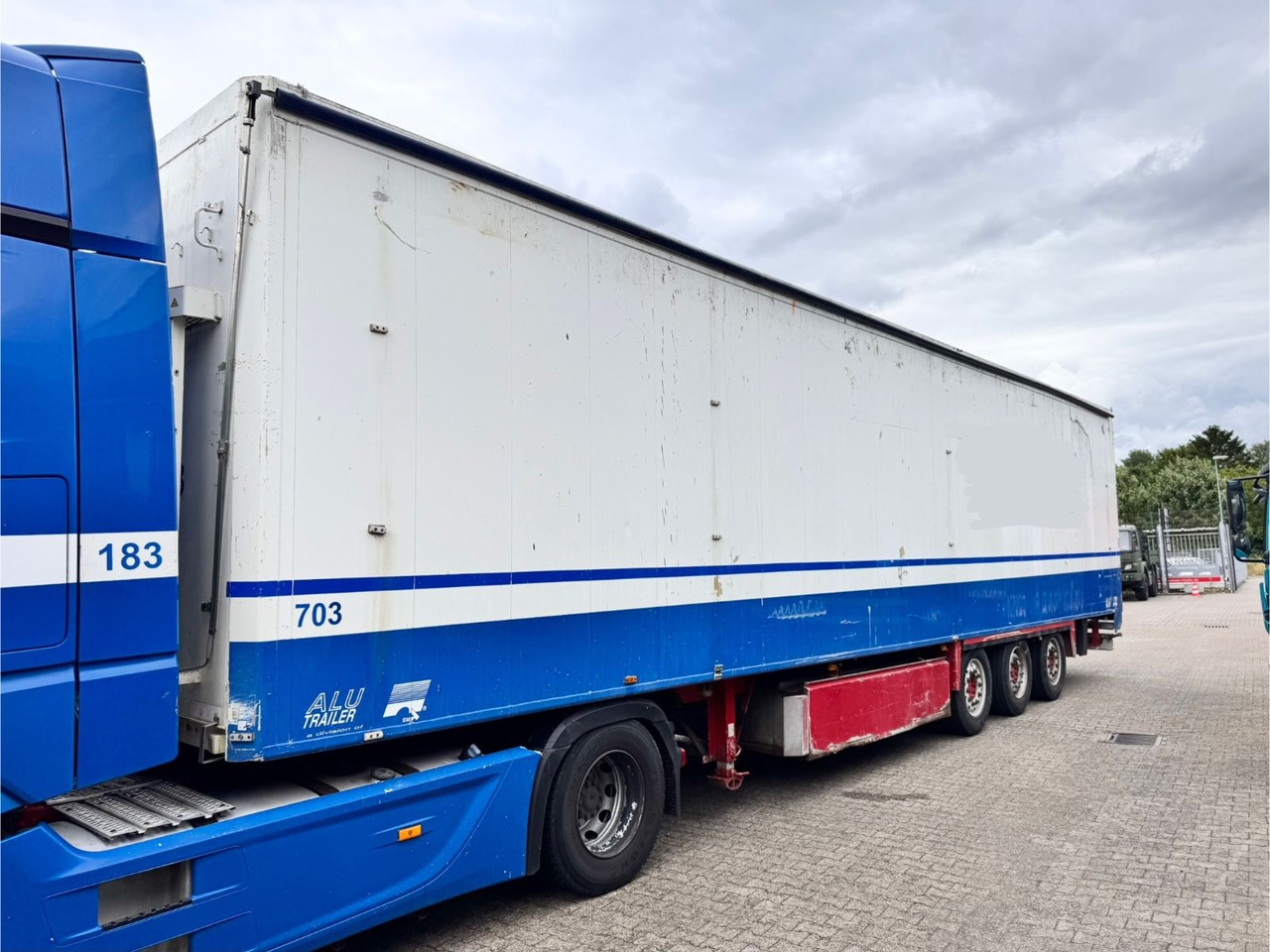 Stas S300 ZX Walkingfloor 3 x Vorhanden TÜV NEU - Semiremorcă cu podea culisantă: Foto 3 Stas S300 ZX Walkingfloor 3 x Vorhanden TÜV NEU - Semiremorcă cu podea culisantă: Foto 3