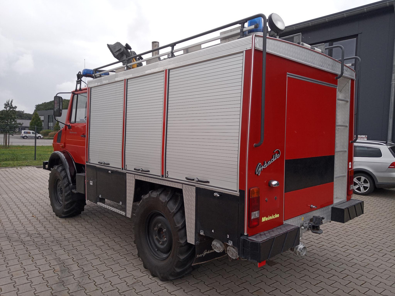 Mercedes Benz Unimog U1300L Unimog Firetruck - Autospeciala de stins incendii: Foto 5 Mercedes Benz Unimog U1300L Unimog Firetruck - Autospeciala de stins incendii: Foto 5