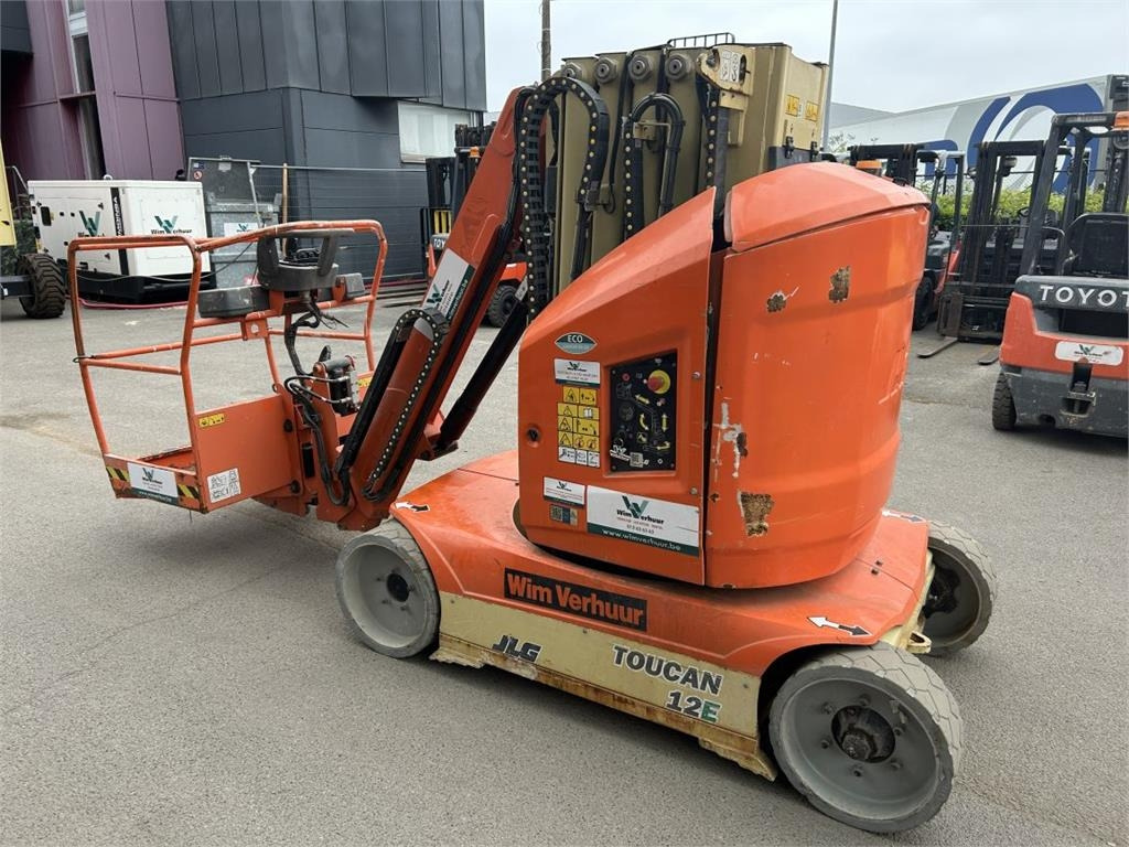 JLG Toucan 12E (1933) - Platformă verticală: Foto 2 JLG Toucan 12E (1933) - Platformă verticală: Foto 2