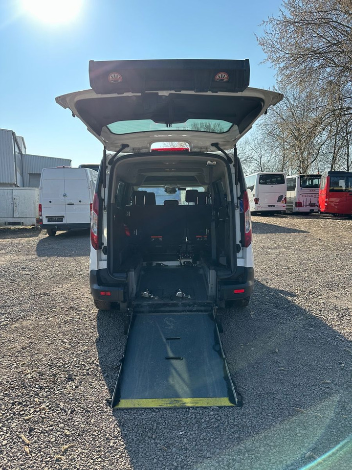 Ford Grand Tourneo 1.5 EcoBlue 74kW Auto Trend - Transport persoane: Foto 3 Ford Grand Tourneo 1.5 EcoBlue 74kW Auto Trend - Transport persoane: Foto 3