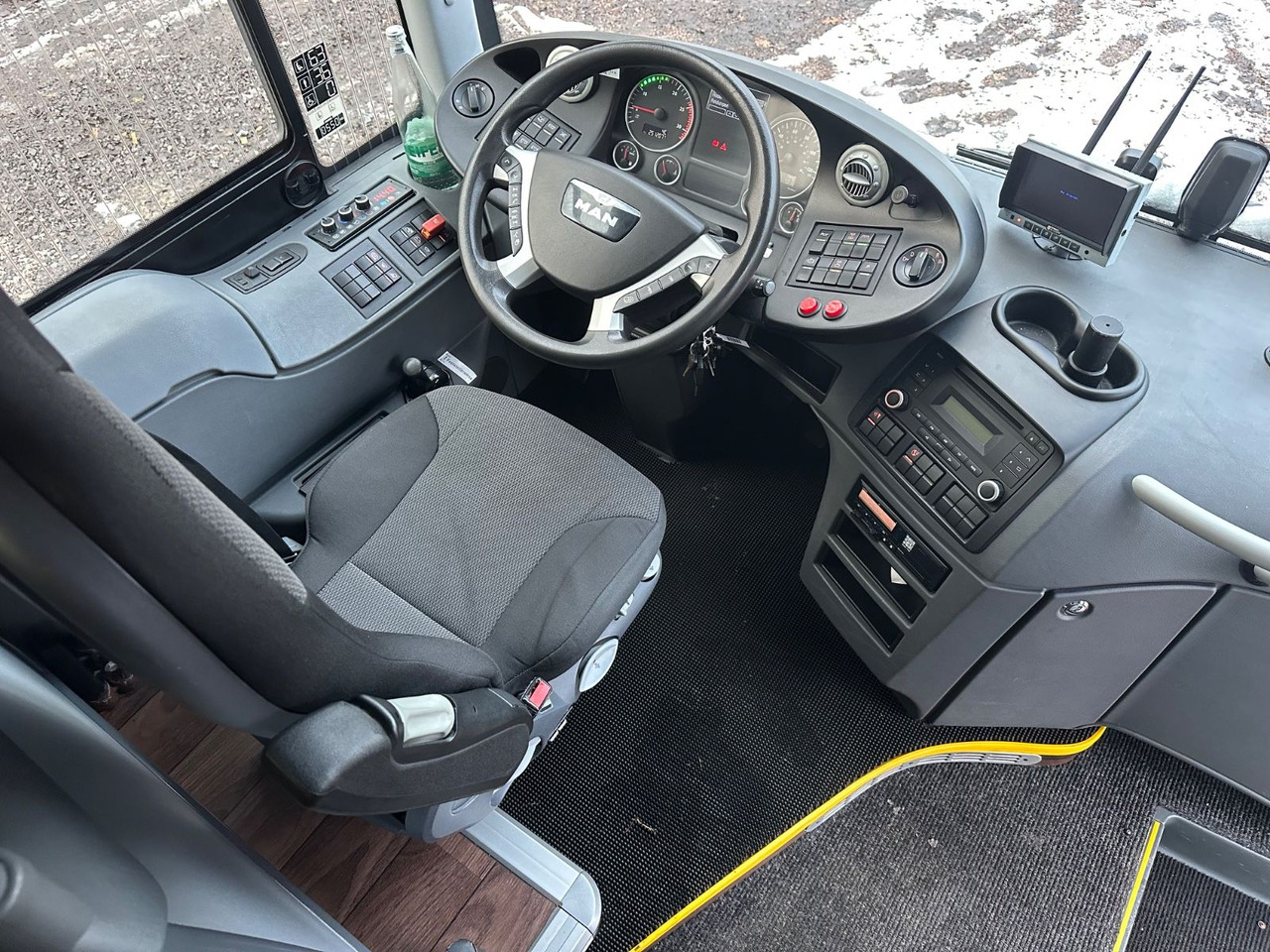 MAN R13 Lions Regio L (65Sitze*251 tKm) - Autobuz interurban: Foto 4 MAN R13 Lions Regio L (65Sitze*251 tKm) - Autobuz interurban: Foto 4